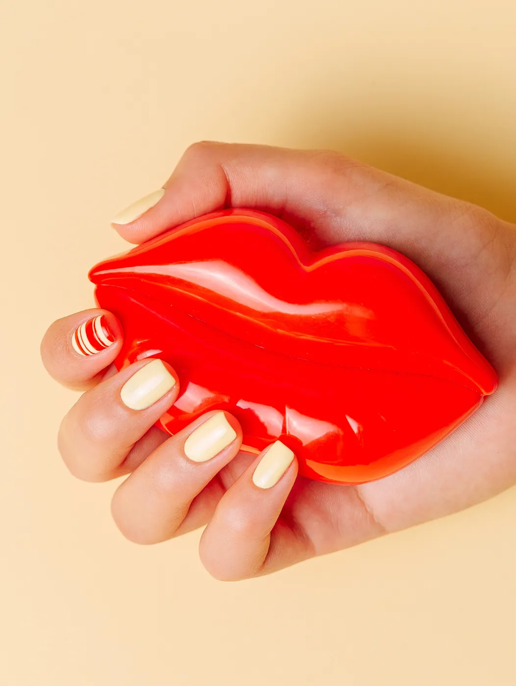 manichiura estetica Slatina